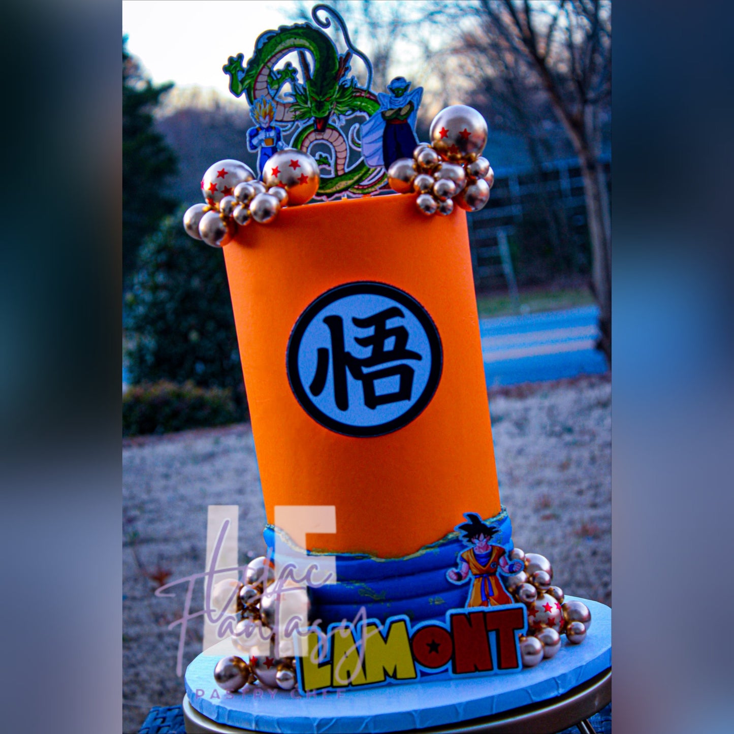 2 teir/ Double Barrel Custom Cake(6-inch)