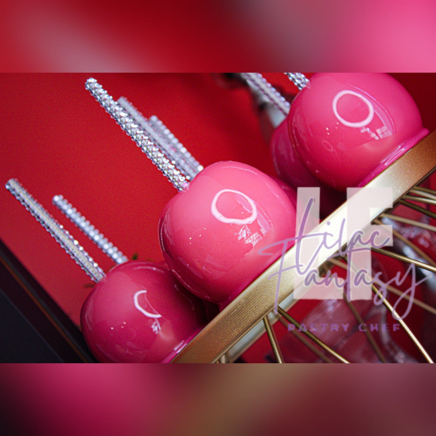 12 Candy Apples